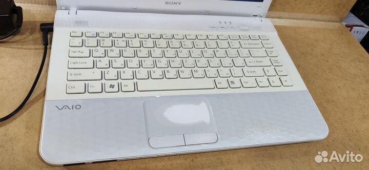 Ноутбук Sony Vaio PCG-61B11V