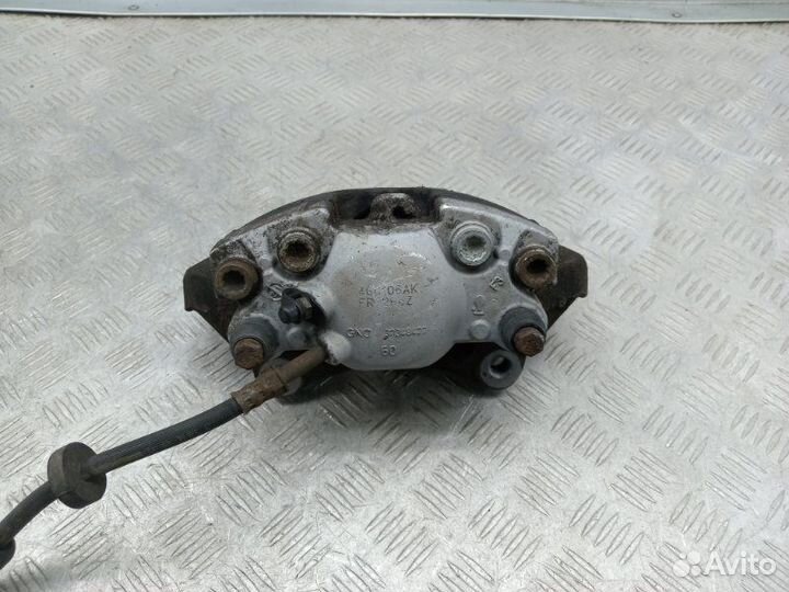 Суппорт передний правый Audi A6 C7 2.0 cglc дизель