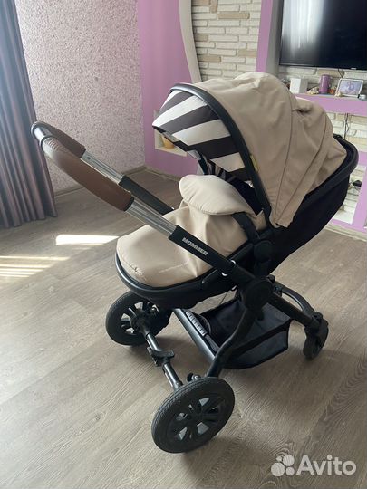 Коляска Happy baby mommer