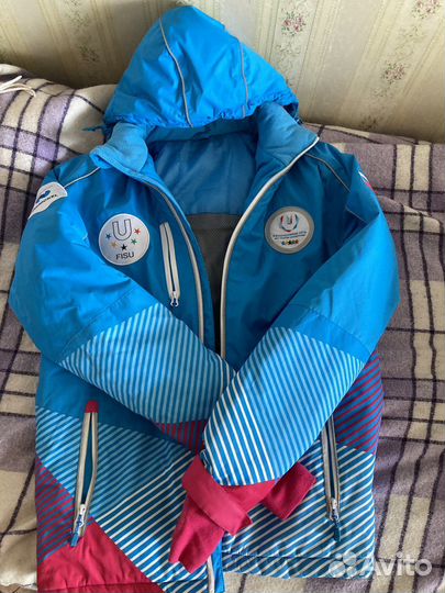 Горнолыжная куртка