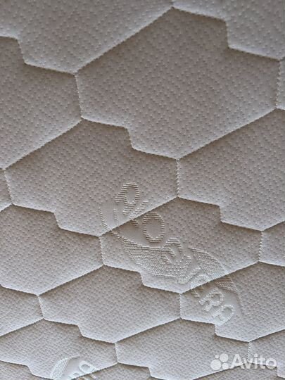 Матрас детский квадратный Nuovita в манеж 85х85 см