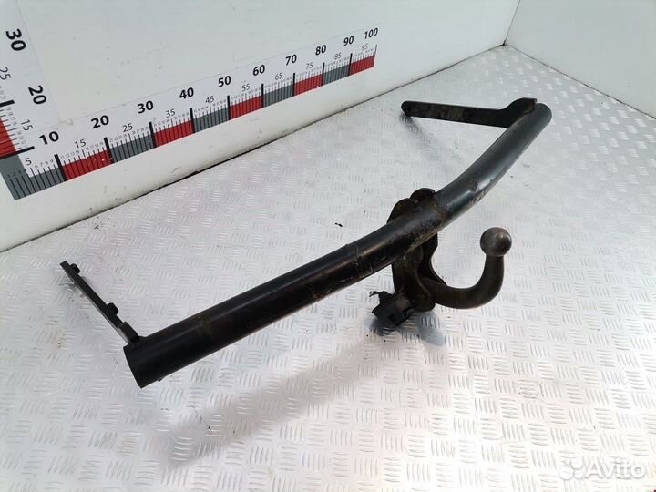 Фаркоп для Volkswagen Touran 1