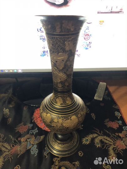 Антикварная ваза металл