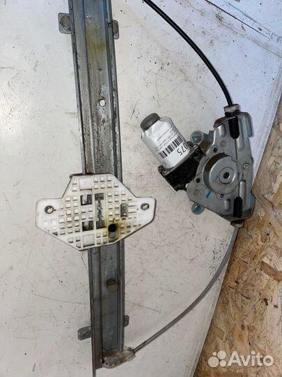 Стеклоподъемник в сборе задний правый Hyundai