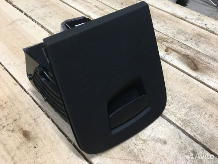 Перчаточный ящик бардачок Bmw 530D G30 LCI B57D30A