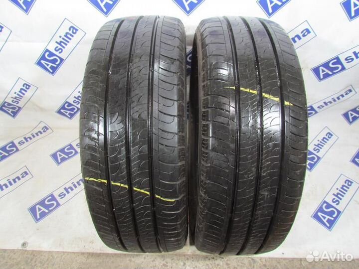 Goodyear EfficientGrip Cargo 215/60 R17C 92N