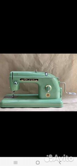 Швейная машинка Волга(ручная) времен СССР