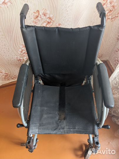 Коляска инвалидная