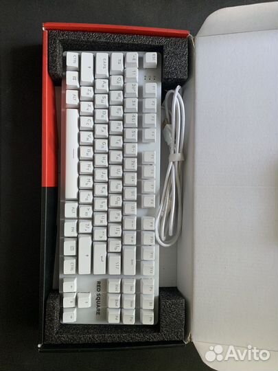 Red square keyrox tkl