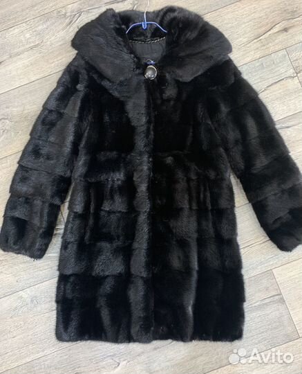 Шуба норковая, р. 40-42