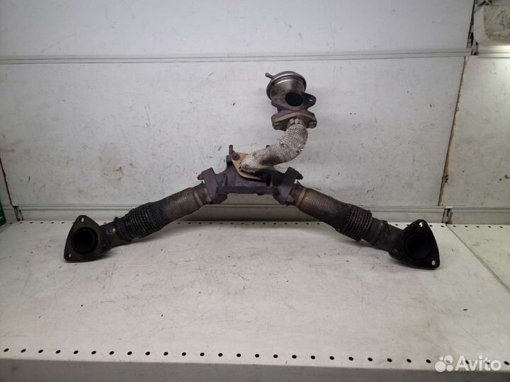 Коллектор выпускной VW Passat B5 AKN 2.5 Dizel
