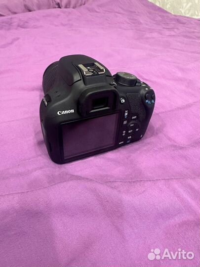 Зеркальный фотоаппарат canon