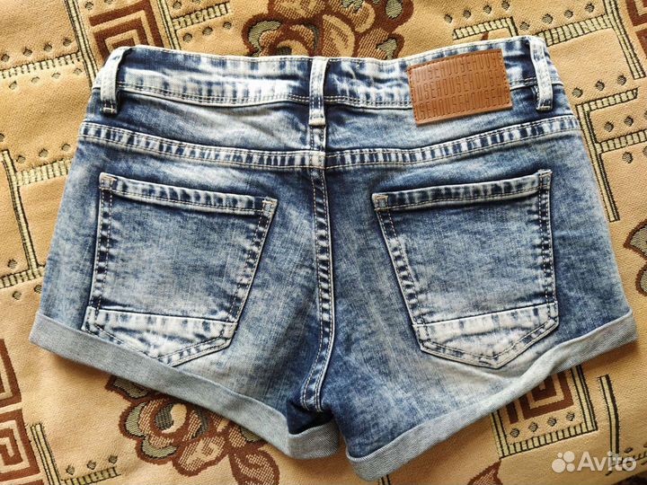 Шорты женские 40-42