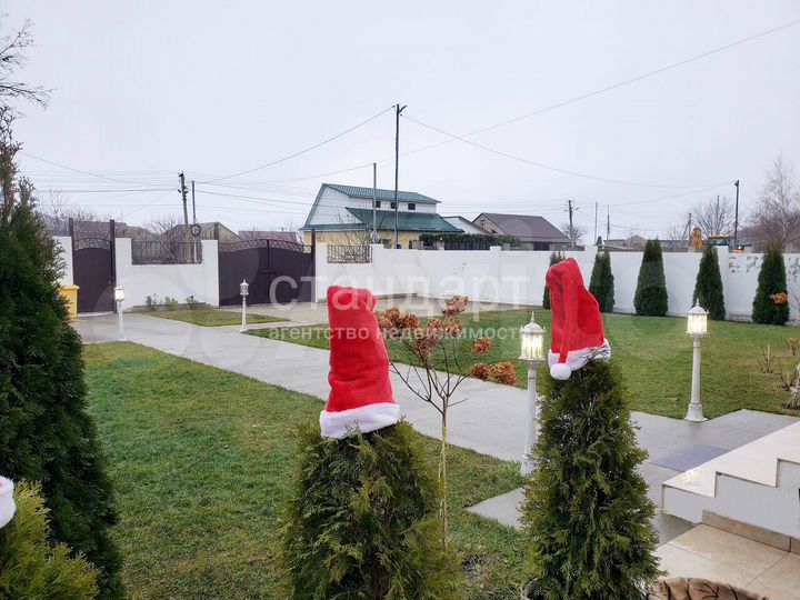 Дом 221,2 м² на участке 8,6 сот.