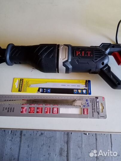 Сабельная пила pit