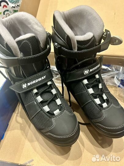 Коньки хоккейные