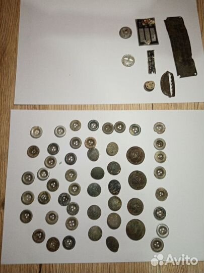 Пуговицы и шильдики