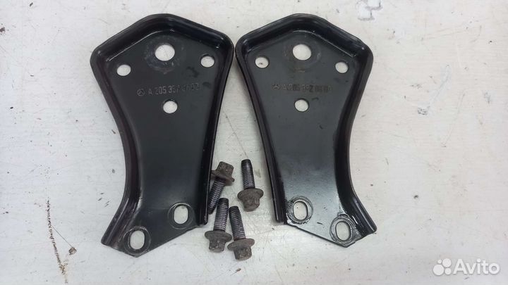 Кронштейн заднего подрамника Mercedes GLC C253