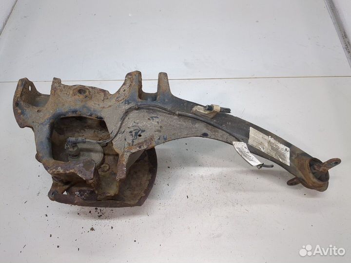 Ступица (кулак, цапфа) правая задняя Volvo V50