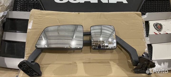 Зеркало наружное правое Volvo FH5 84468503