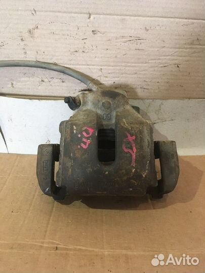 Суппорт передний правый Bmw X5 e53 4.4 m62tu