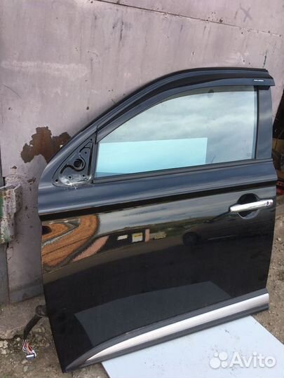 Дверь mitsubishi outlander 2015-2020
