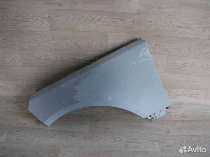 Land Rover Range Rover 4 Крыло переднее левое