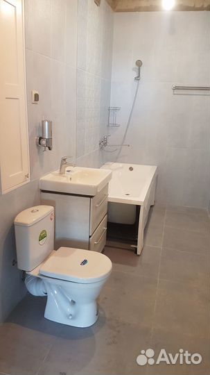 Ламинат обои плитка