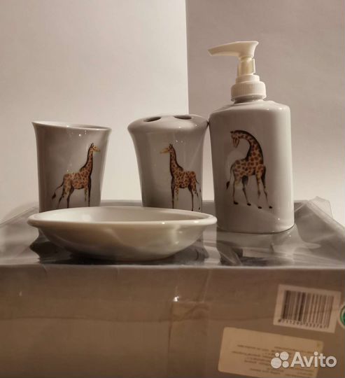 Набор керамический для ванной комнаты