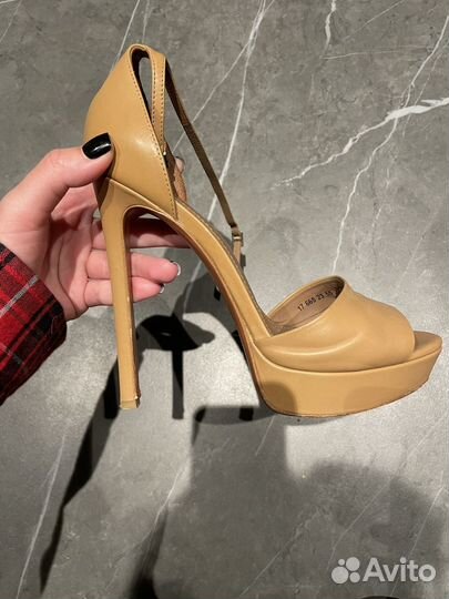 Босоножки vero cuoio 37