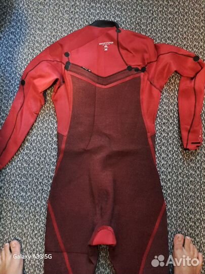 Гидрокостюм