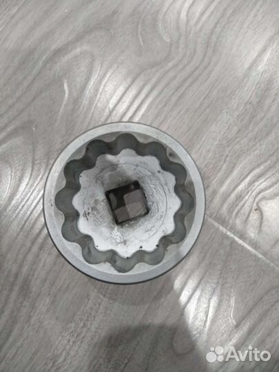 Набор ключей и головок бу