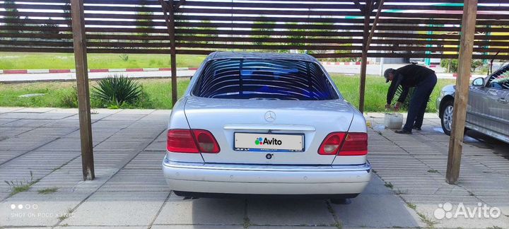 Mercedes-Benz E-класс 2.4 AT, 1998, 388 000 км