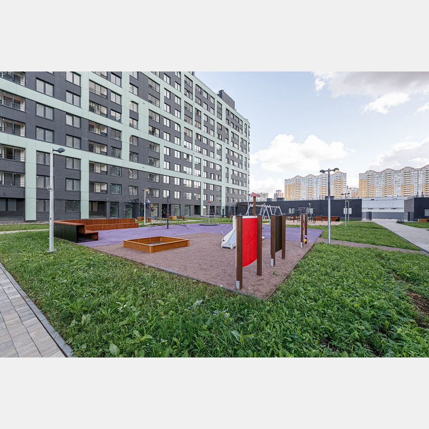2-к. квартира, 72,5 м², 12/15 эт.