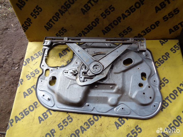 Стеклоподъемник передний правый Ford Focus II 2005