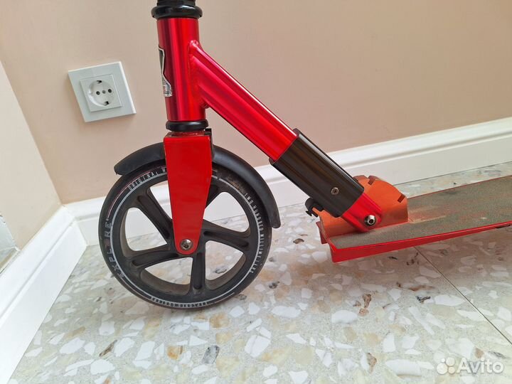 Самокат Explore Dagger