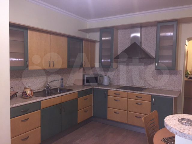 3-к. квартира, 151 м², 5/17 эт.