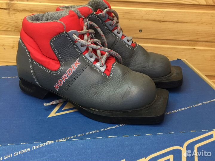 Лыжные ботинки 31р