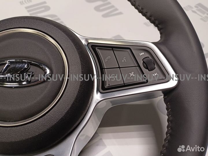 Кожаный мультируль AMG Шеви Нива,Приора,Калина