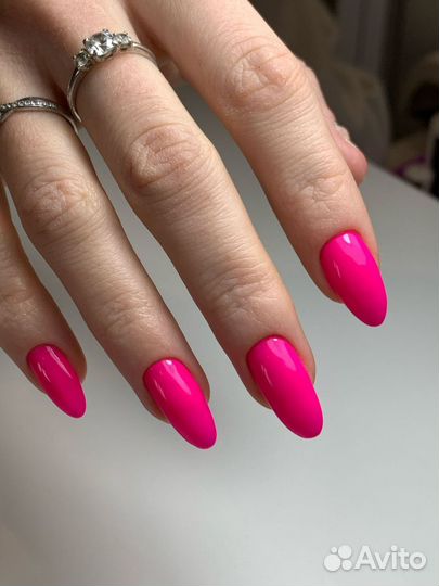 Маникюр педикюр