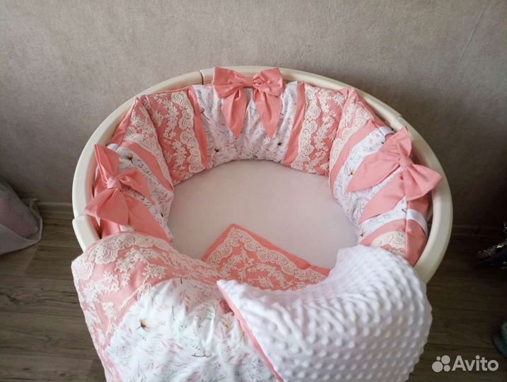 Бортики в кроватку новые