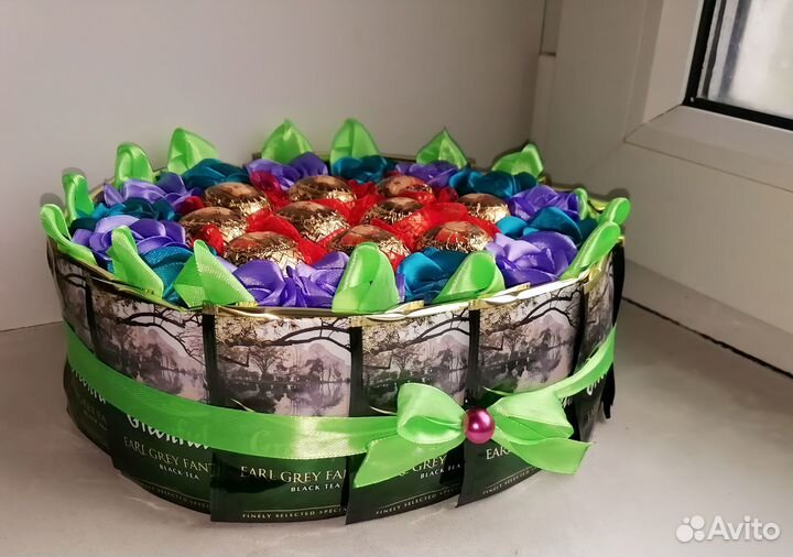 Подарок на последний звонок. Букет. Цветы. Конфеты