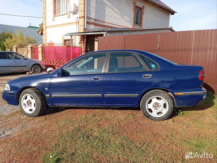 Volvo S40 1.6 МТ, 1997, 270 000 км