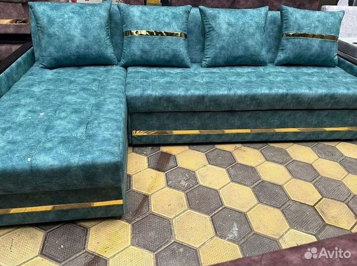 Диван угловой в наличии