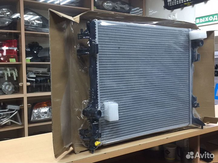 Радиатор охлаждения Ниссан Кашкай/Nissan Qashqai