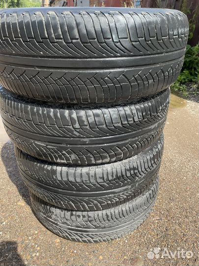 Michelin Latitude Diamaris 215/65 R16