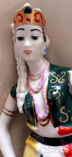 Фарфор,Индонезийский танец и др