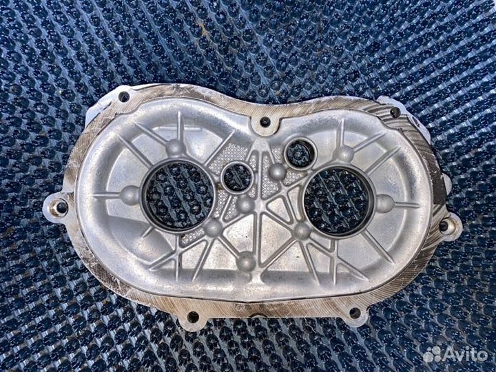 Крышка грм Mercedes-Benz ML 350 4matic