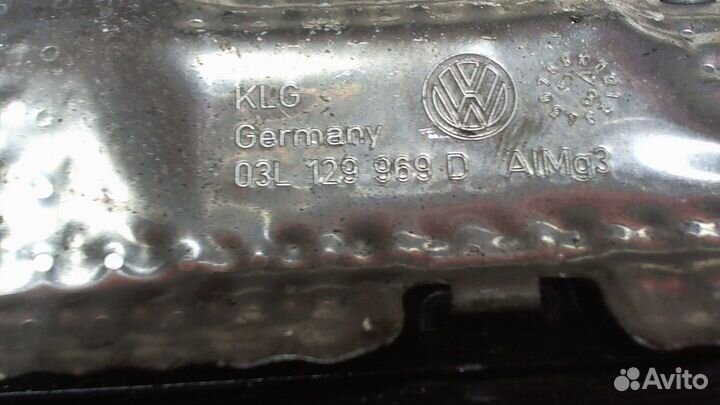 Крышка клапанная двс Audi A3 (8PA), 2009