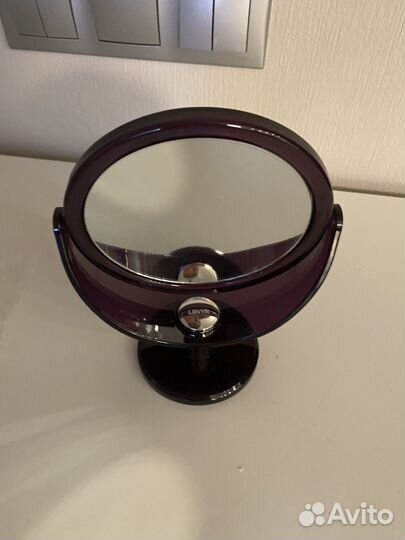 Зеркало настольное на подставке